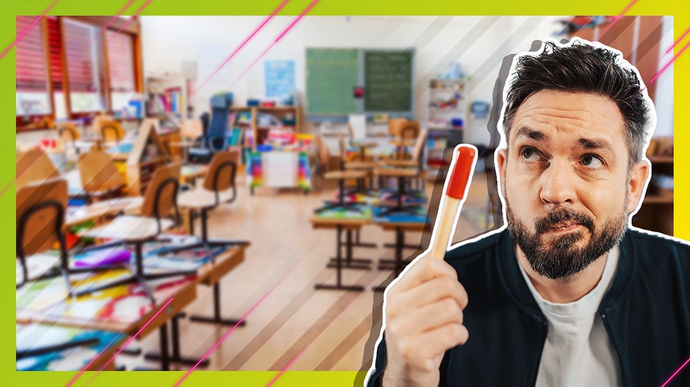 Sebastian Meinberg in einem Klassenzimmer | Bild: BR